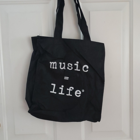 Hot Topic Handbags - Hot Topic | music=life bag|